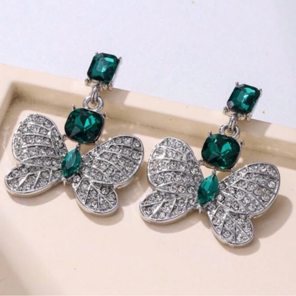 Glam Luxe Butterfly Emerald Rhinestone Drop Statement Earrings - Picture 3 of 6